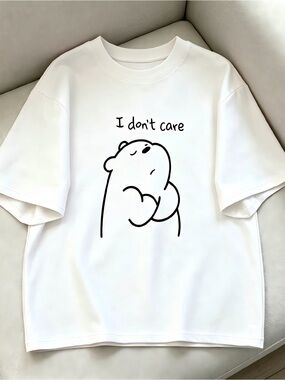 Adorned with Charming Lines And a Small Bear Design Women Men T-shirt Unisex